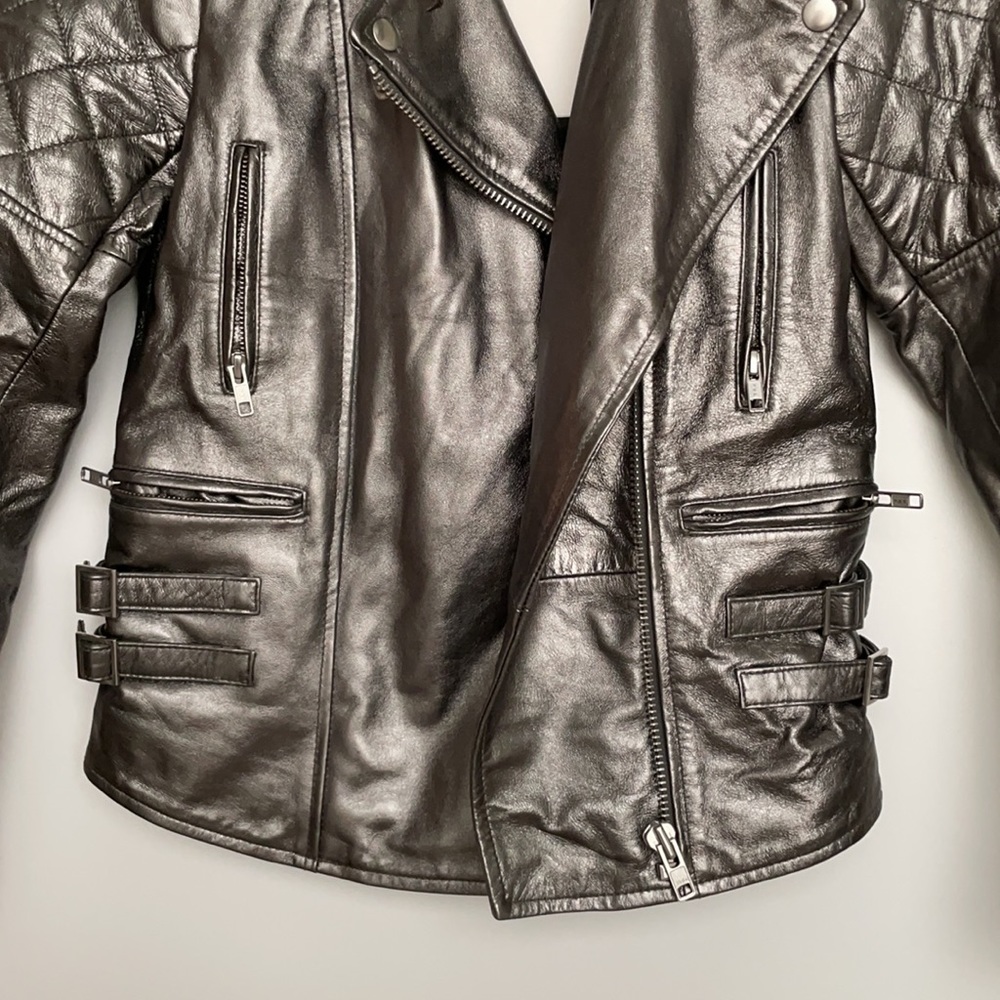 Leather jacket - Picture 3 of 10